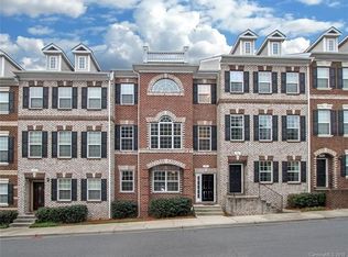 1957 Winpole Ln, Charlotte, NC 28273