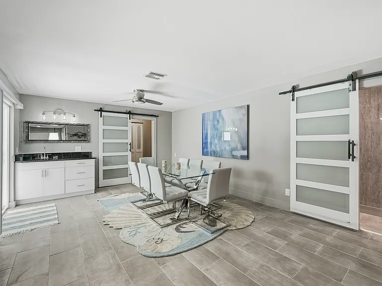 1555 Wyn Cove Dr — Photo 13
