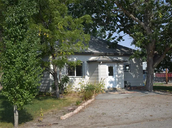 310 S Minnesota St, Conrad, MT 59425
