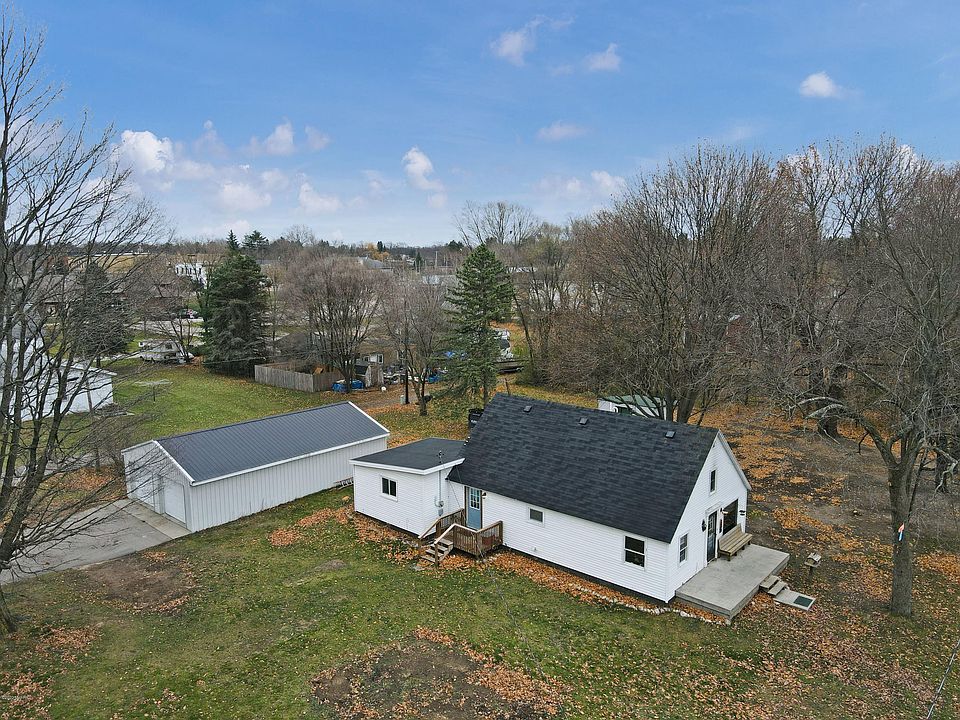 1st image of 130 Godfrey St