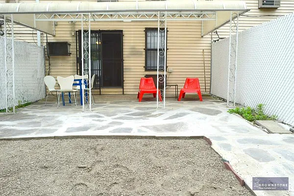 Sold by Brownstone Real Estate | media 7