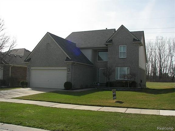2nd image of 40253 Long Horn Dr