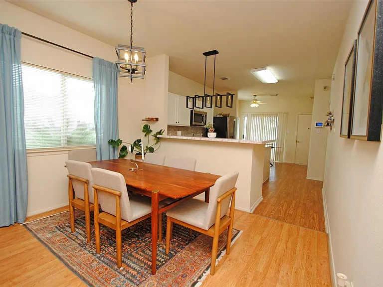 6363 Provident Green Dr — Photo 30