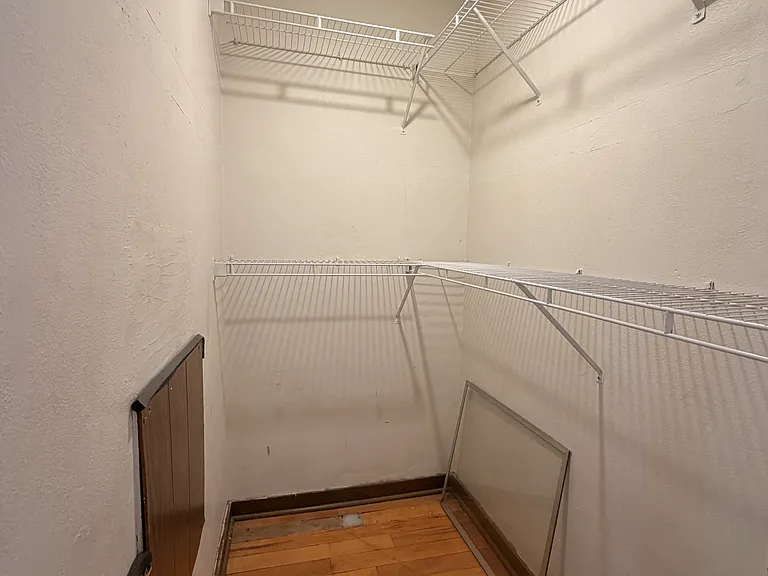 417 N Dixie Way #5 — Photo 4