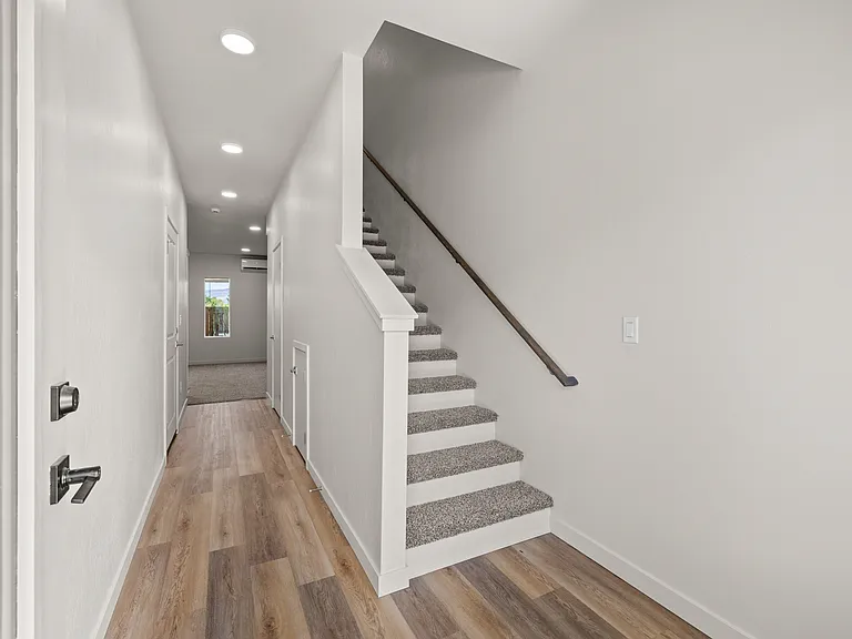 2028 Sunset Dr #2 — Photo 8