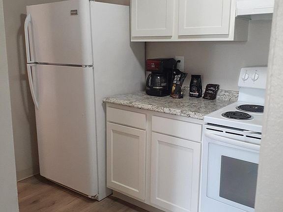 4th image of 2200 Fitzroy Dr #110