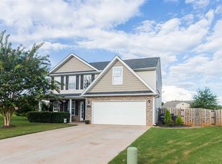 432 Eloquence Dr, Boiling Springs, SC 29316