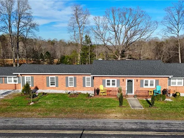 4797 Rockford Rd, Dobson, NC 27017