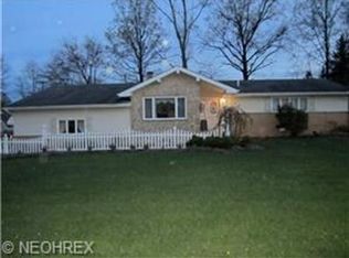 3760 Niles Carver Rd, Mineral Ridge, OH 44440