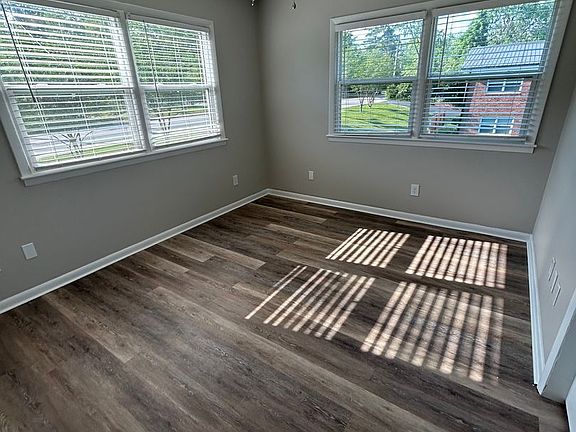 5th image of 412 Oakridge Ave APT 41