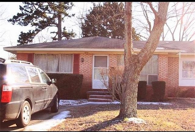 2nd image of 4710 Americana Ave