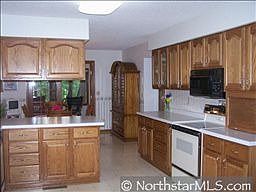 2nd image of 2365 1st Ave NE