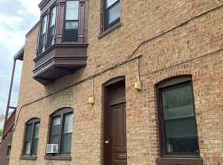 3069 N Central Park Ave #2R, Chicago, IL 60618