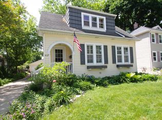5117 W Wells St, Milwaukee, WI