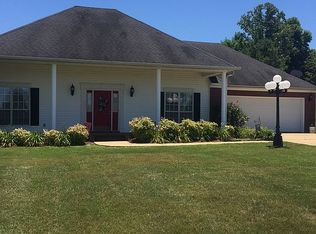 319 Lakes Dr N, Oxford, MS 38655