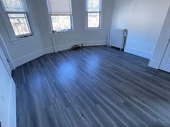 69 N Washington St APT 9
