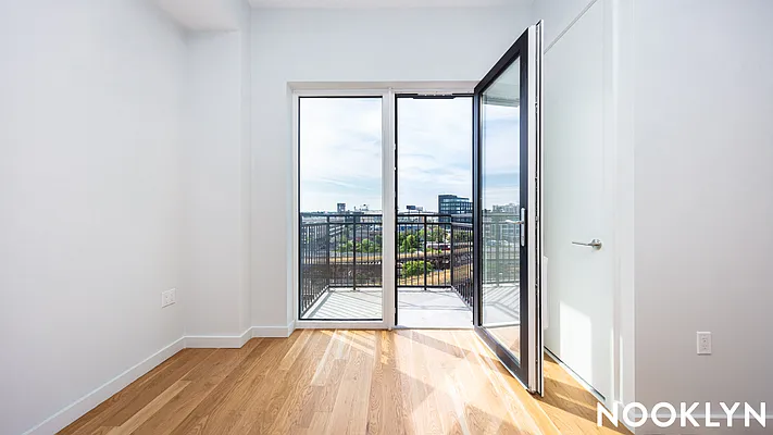 Rented by Nooklyn NYC LLC | media 84