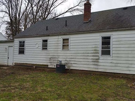 3rd image of 5321 East Dr