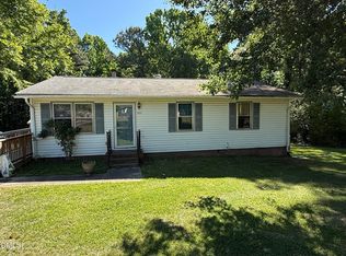 302 N Gaylee Lake Dr, Wendell, NC 27591