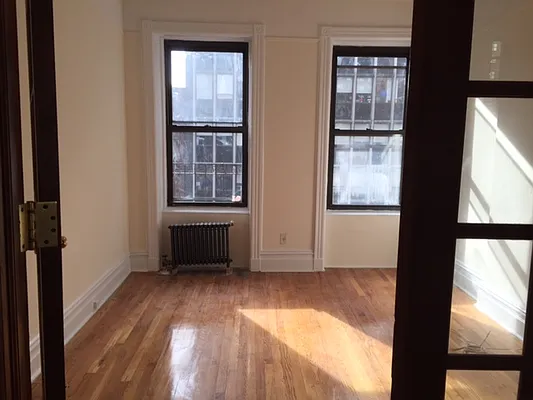 Rented by RV Realty | media 10