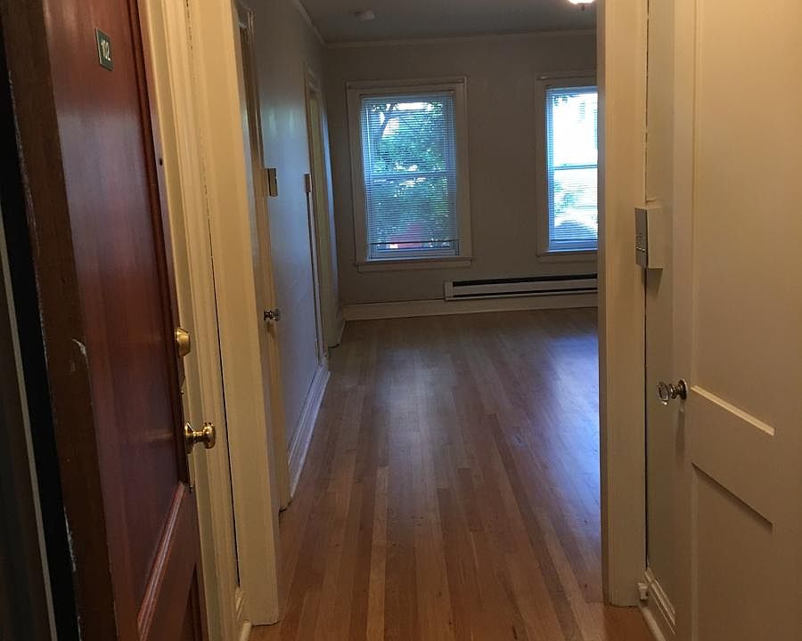 1st image of 5003 15th Ave NE APT 102