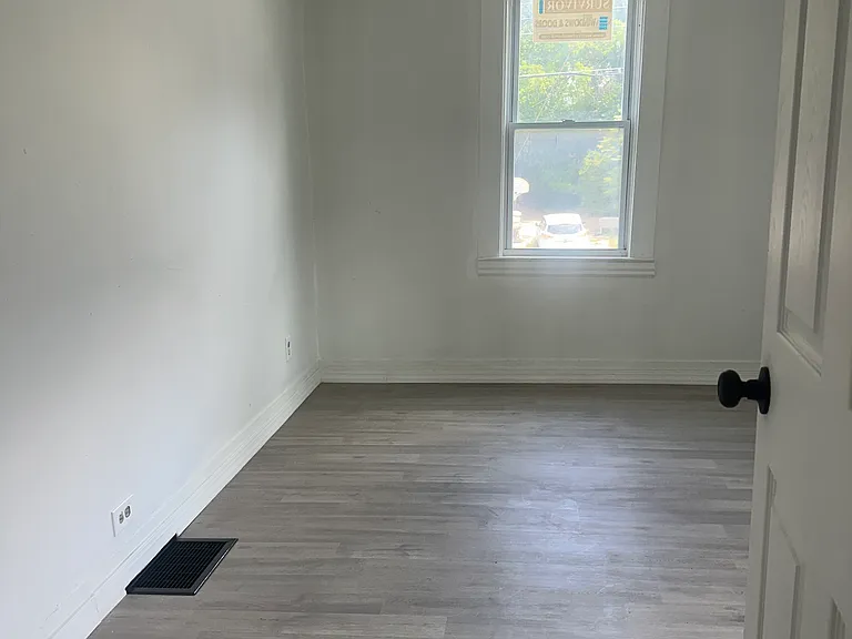 2407 Lodi St — Photo 10