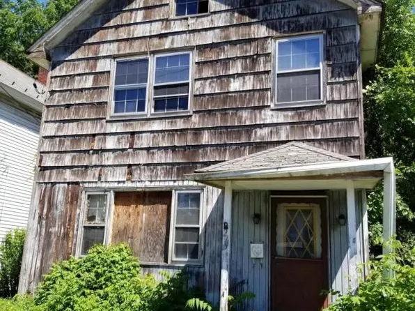 215 Washington St, East Stroudsburg, PA 18301