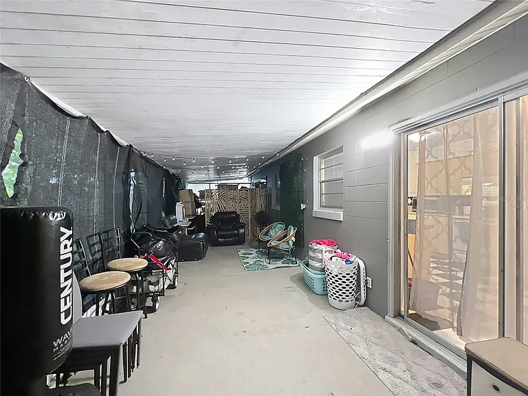 272 Florida Pkwy — Photo 14