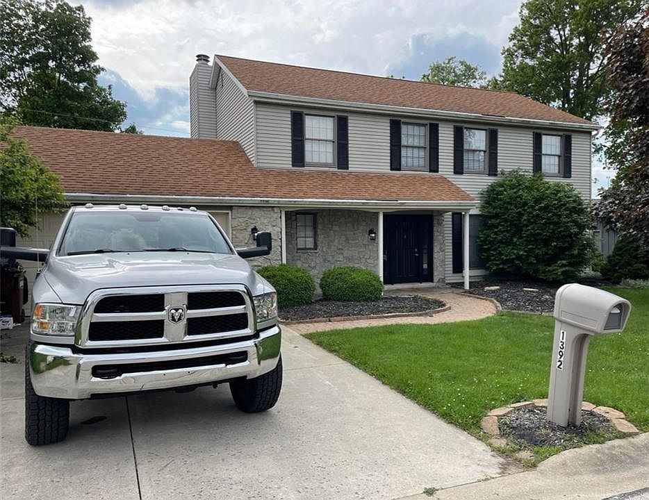 1st image of 1392 Sugar Maple Dr