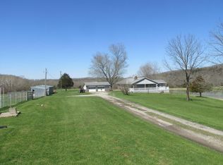 9397 County Road 389, New Bloomfield, MO 65063