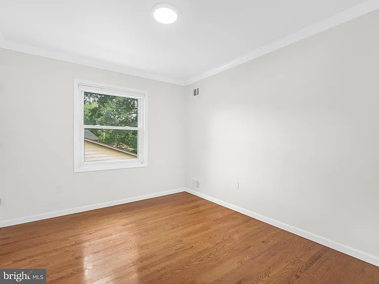 14204 Woodcrest Dr — Photo 27