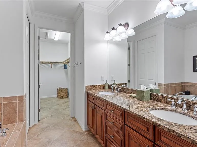 8965 Malibu Ln #802 — Photo 16