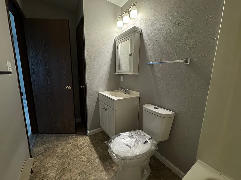 Mill Street Sylvania Apartments — Photo 11