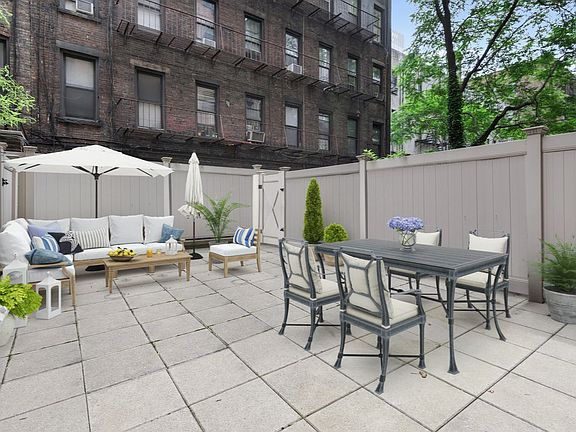 3rd image of 315 E 69th St APT 1C