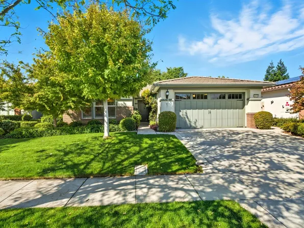 2473 Dutchwood Ln, Manteca, CA 95336