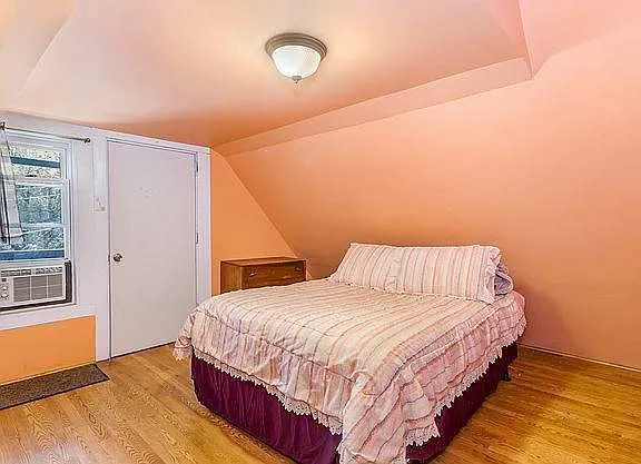 2819 W Lyndale St #2 — Photo 9