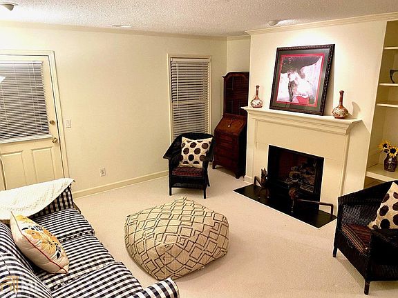 3rd image of 3904 Ashford Lake Ct