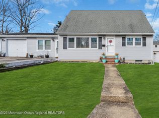 513 Crestview Ter, Point Pleasant Beach, NJ 08742