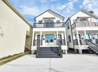 611 E 39th St #D, Houston, TX 77022