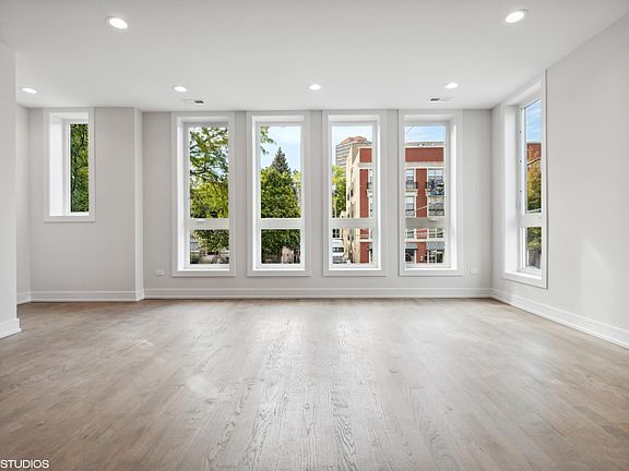 2nd image of 2332 W Jackson Blvd #1