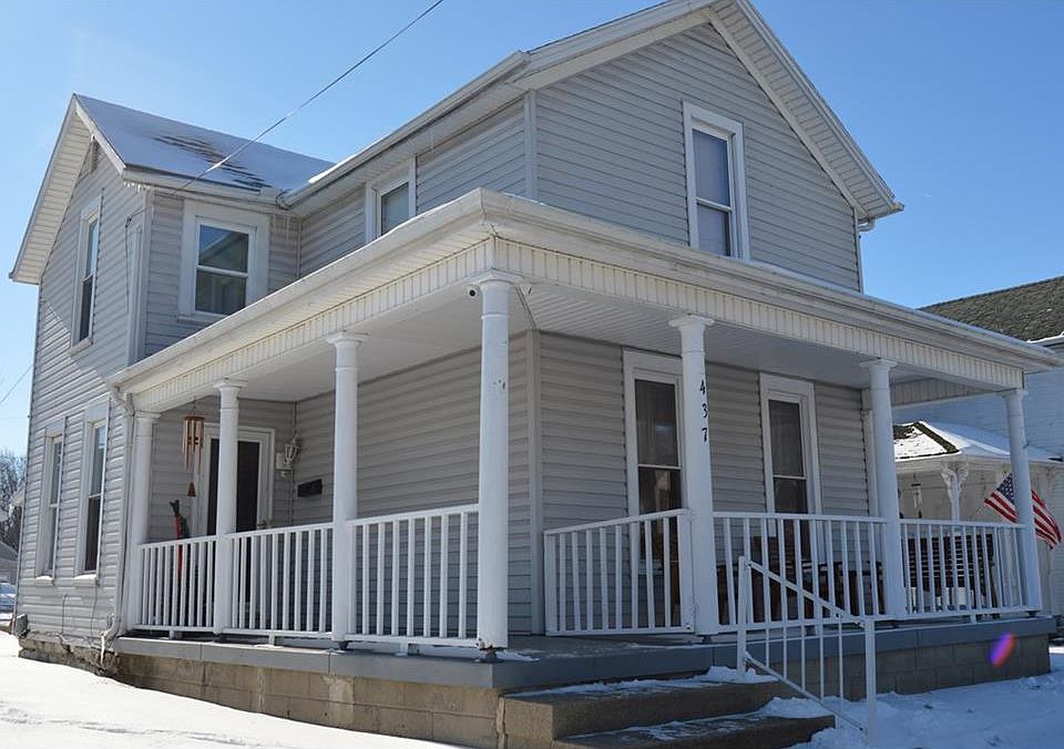 1st image of 437 Wood St
