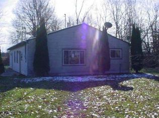 4145 Herr Fieldhouse Rd, Southington, OH 44470