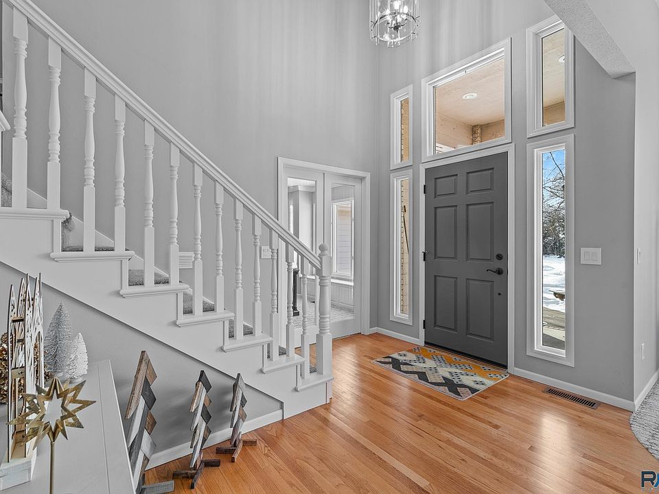 7600 E Pine Lake Dr, Sioux Falls, SD 57110 Zillow