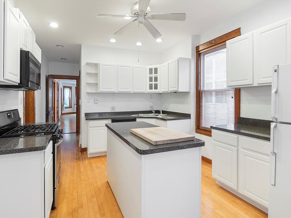 1st image of 1831 W Newport Ave #2