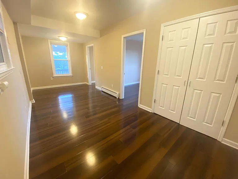 21 Columbus St #2 — Photo 5