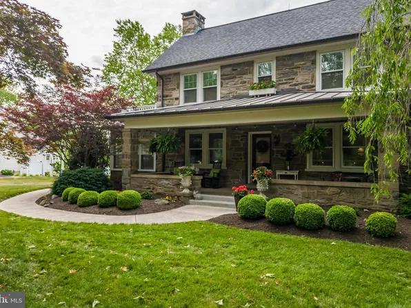 215 Harleysville Pike, Souderton, PA 18964