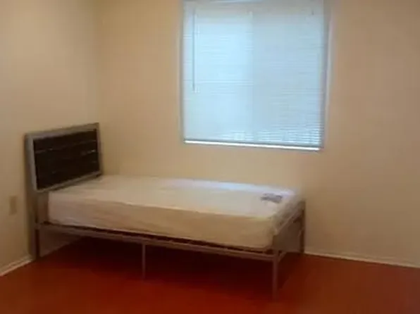 3670 Military Ave, Los Angeles, CA 90034