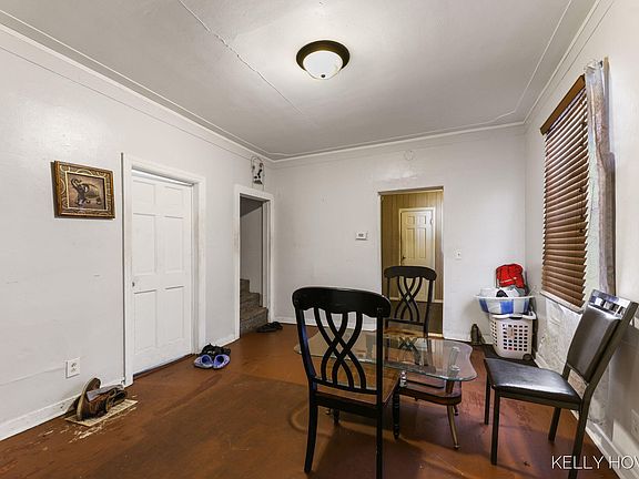 4th image of 430 Fernando St NE