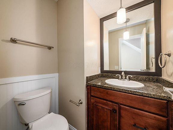 5th image of 7912 Meadowhaven Blvd
