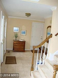 2nd image of 1904 Miracle Ln